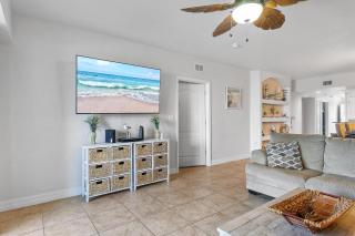 Oceanwalk 13-404 - 4