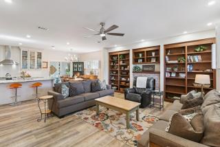 Simone Tranquilla - 2010 Bruce Drive - 7