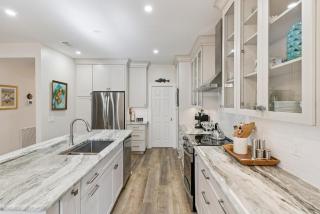 Simone Tranquilla - 2010 Bruce Drive - 1