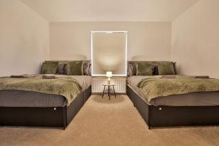 Littlebrooke House, Bolton, Free Parking, by NMB Property - 5