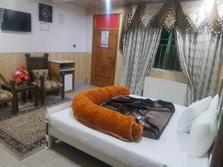 Al Maz Hotel Mall Road - Dargai - 6