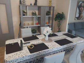 F5 lumineux et moderne Le confort parfait pour familles et couples, Perpignan - 2