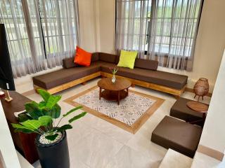 Mimi Pool Villa in Chiang Mai - 1