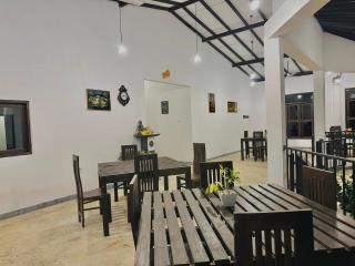 Blue Bird Udawalawe - 7