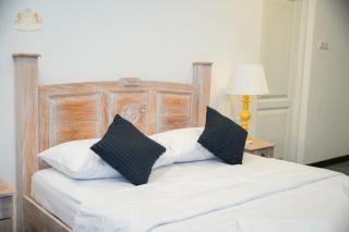 King Castle Lake Front By Laksam - 8