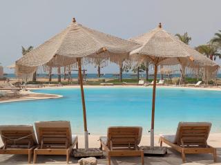 Beachy Pool side Mesca Cabana Somabay Steps to Sea - 5