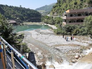 Wood Berry Hotel - Dargai - 6