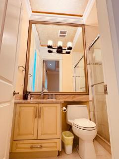 Grace Sweet Homes King size bedroom for 2 guests - 8