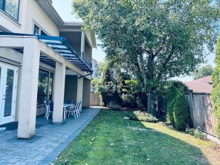 Grace Sweet Homes King size bedroom for 2 guests - 4