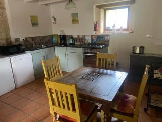 Relaxing countryside cottage - 7