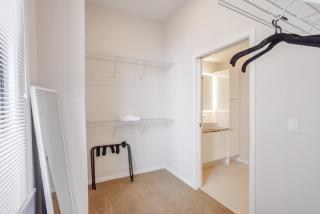 TWO CozySuites Sky Central Rooftop Pool #29 - 4