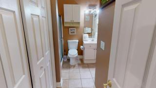 Magnolia Pointe Luster Leaf 4837-102 - 1