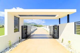 Haus In Georgioupoli Mit Außenpool Und Atemberaubender Aussicht - 4