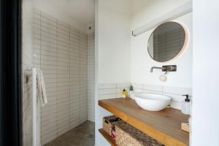 Contemporary Villa - 7