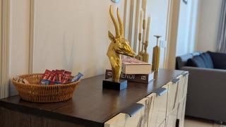 Luxury Apartments By Solstice Stays, Pentasquare and Goldcrest DHA Lahore - 7