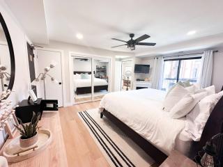 Ski-In/Out Luxury | Central • King • Chefs Kitchen - 0