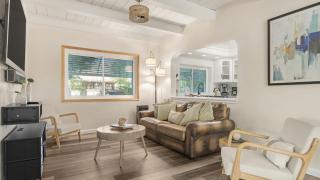 Sun-Drenched San Diego Escape w Pool Palapa Lounge Alfresco Dining Casa Walmar by Avantstay - 4