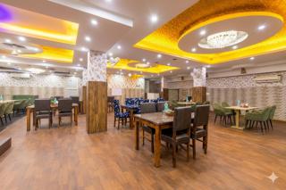 Hotel Amara Near Medanta Hospital - 3