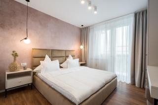 Obsidian Luxury 3 Bedroom Apartment - 5