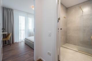 Obsidian Luxury 3 Bedroom Apartment - 3