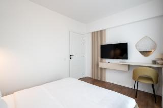 Obsidian Luxury 3 Bedroom Apartment - 1