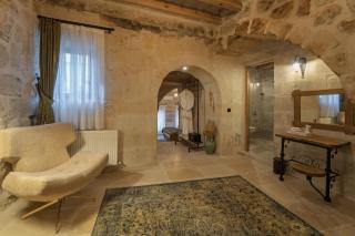 Sun Point Cave House - 5