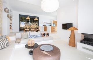 Nina s Summer House A Brand-New Seaview Sanctuary - 3