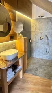 Apartamenty u Harrego BOUTIQUE SPA z klimatyzacja, balkon, sauna, tężnia parking - 3