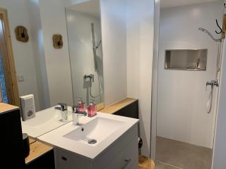 Katharina Boardinghouse - 7