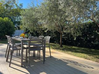 Casa Fiordaliso, a green oasis near the sea - 4