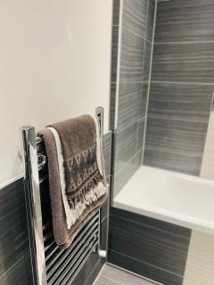 Maidstone Town Centre, 2 Bedroom Apartments, Convenient Includes every essential - 2