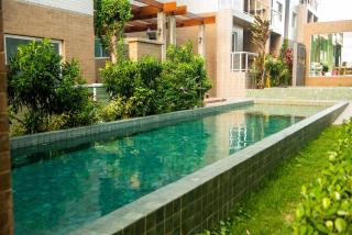 Modern and Sophisticated Apartment 5 Min from the Beach - 9