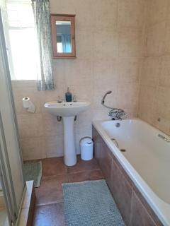 Susanna's Self catering 2 bedroom apartment - 7