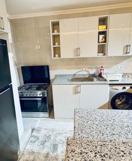 Modern Cozy 2BR Retreat Near Nile Corniche - 3