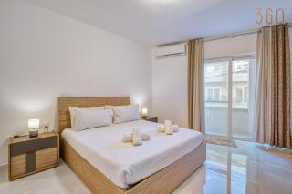 Beautiful 3BR homes with comfy beds, WIFI & AC by 360 Estates - 6