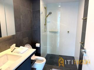 Beauty in Blue! 1Bd 1Bth 1Csp - CBD Location - 2
