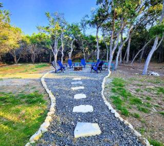 Terracotta Bliss Wimberley Retreat For 28 Guests - 3