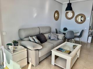 Neptuno Beachfront Apartments - 7