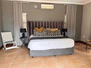 Euphoria Self Catering Home - 3