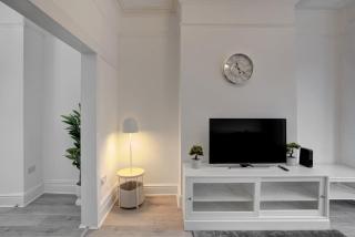 GuestReady - Anfield Serene Home - 8