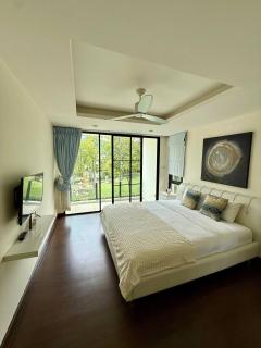 Laguna Park pool villa 5br - 9