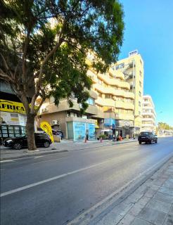 Finikoudes Fabulous Apartment - 2