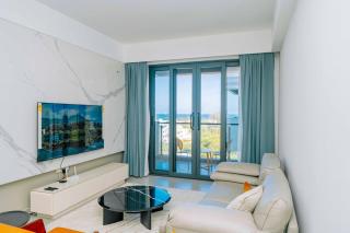 Seaview Apartment - 2