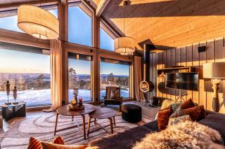 Luxurious Mountain Lodge - 6