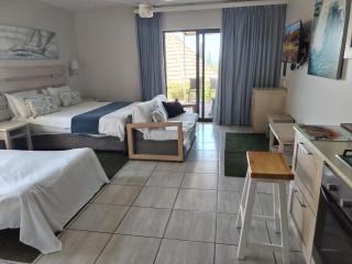 Banana beach club F1 - 2