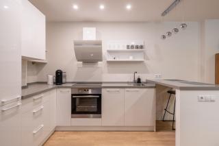 Former Library Apartment - Great for Longer Stays - By Innorental - 3