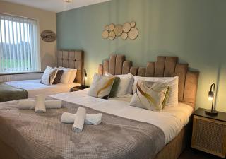 Syster Properties Leicester LE3 Comfy Casa Stay with Free Parking in Quiet Area - 6