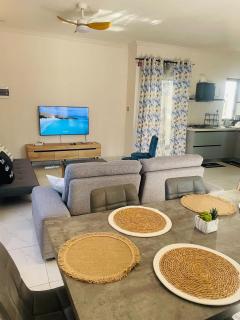 3-Bedroom Apt with Oceanviews, 1min Walk to Beach - NYHA2 - 9