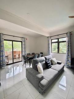 3-Bedroom Apt with Oceanviews, 1min Walk to Beach - NYHA2 - 1