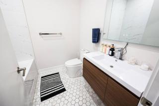 Specious 2BR-2BA UPenn, Central, Wi-Fi, 5 Sleep - 3